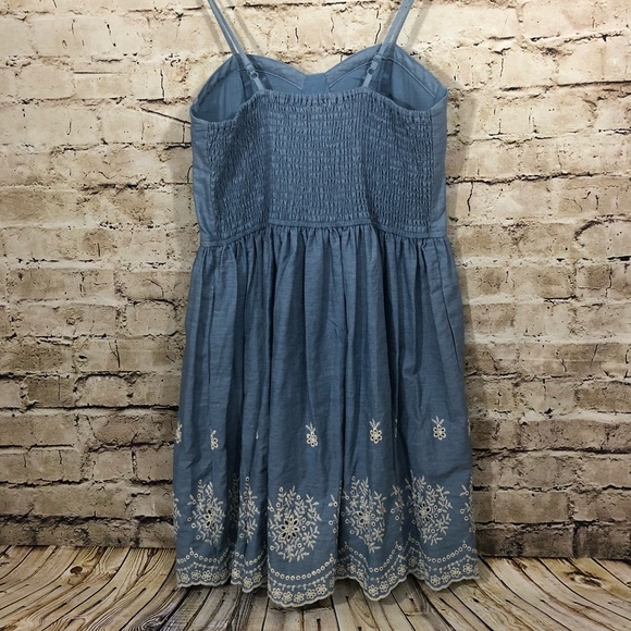 Women’s size Large dress - Picture 2 of 6